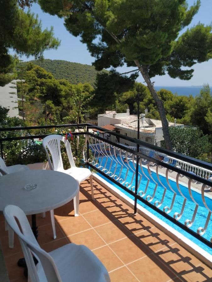 Lions 2 Studios & Apartments, Poros Island. Poros Town Exterior foto